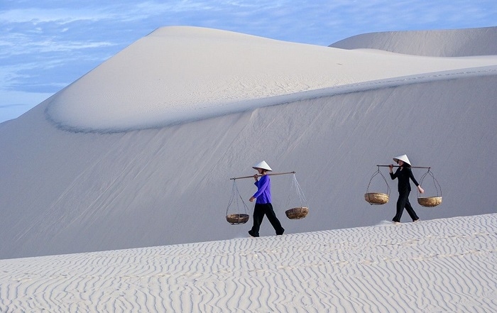 Đồi Cát Trắng tại Mũi Né  - Phan Thiết, một trong những đồi cát đẹp nhất Đông Nam Á. (Nguồn ảnh: dulichvietnam.com.vn)